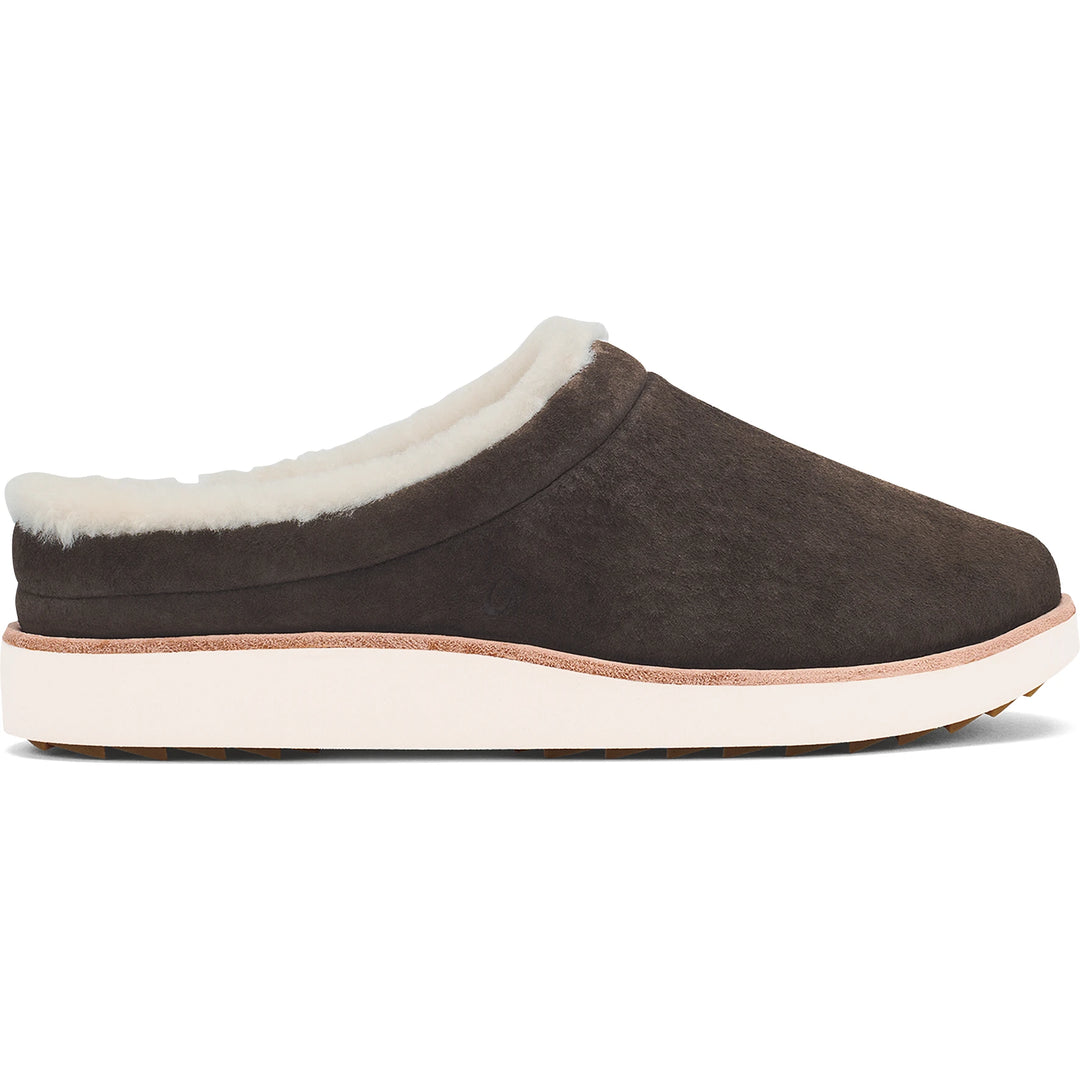 Side of Olukai Women's Mani Slipper in Dark Oak/Golden Sand