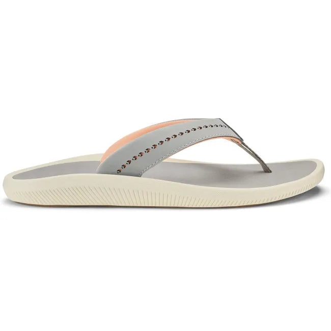 Side of Olukai Women&