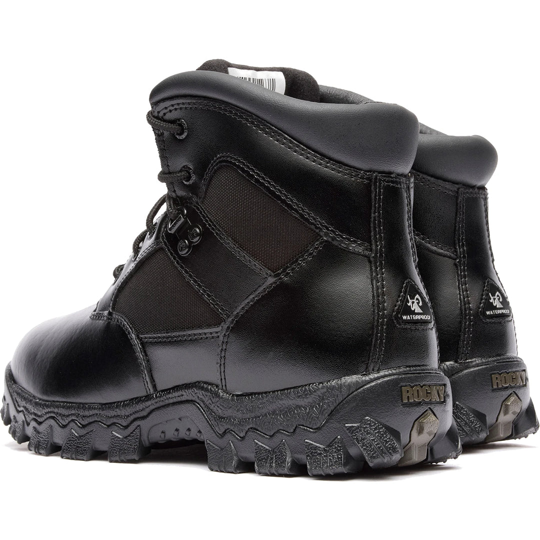 Heel view of Rocky Men&