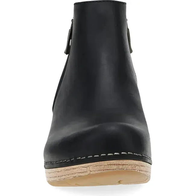 Dansko Women's Lizanne Bootie Black Oiled Pull Up 2217021400