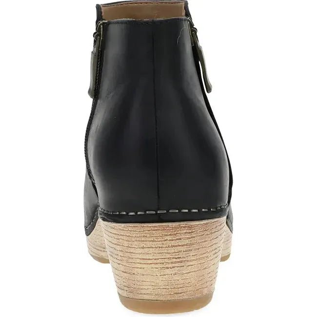 Dansko Women's Lizanne Bootie Black Oiled Pull Up 2217021400