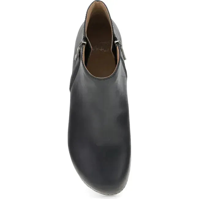 Dansko Women's Lizanne Bootie Black Oiled Pull Up 2217021400