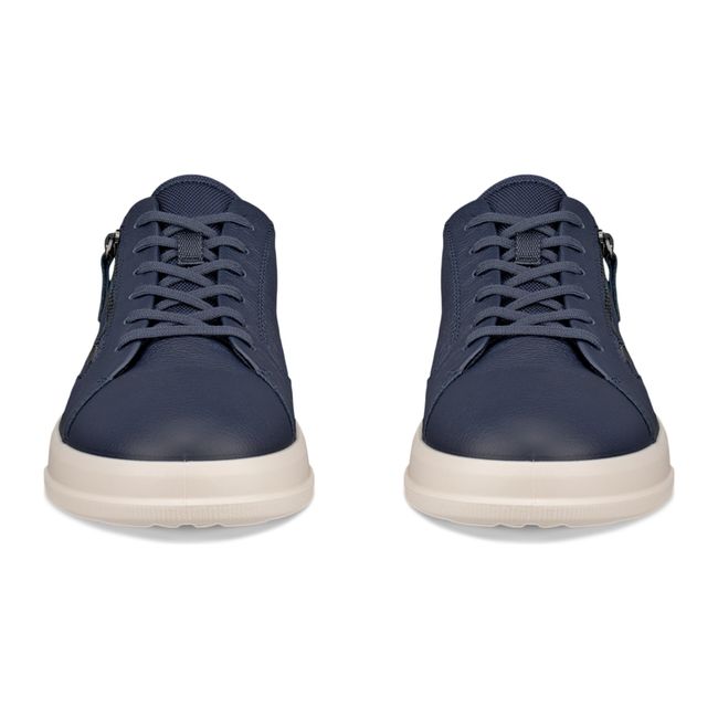 Front of ECCO Women&