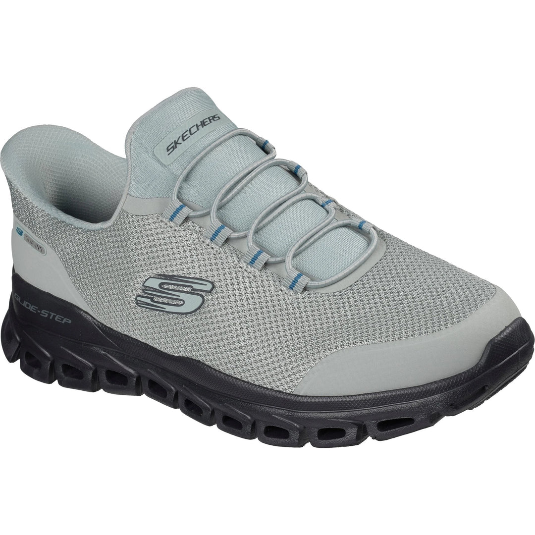 Three-quarter view of Skechers Men&
