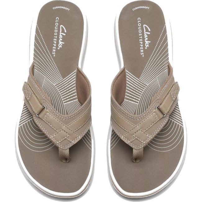 Clarks Women&#39;s Breeze Sea Flip Flop Taupe 26125507