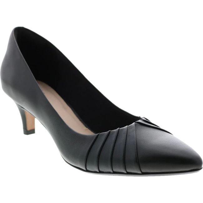 Clarks Linvale Crown Black Pumps