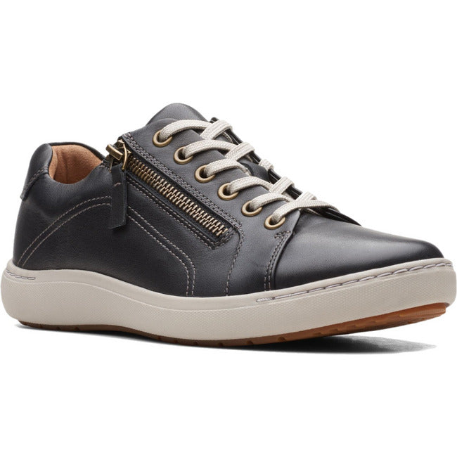 Clarks Women's Nalle Lace Shoe Black Leather 26159124
