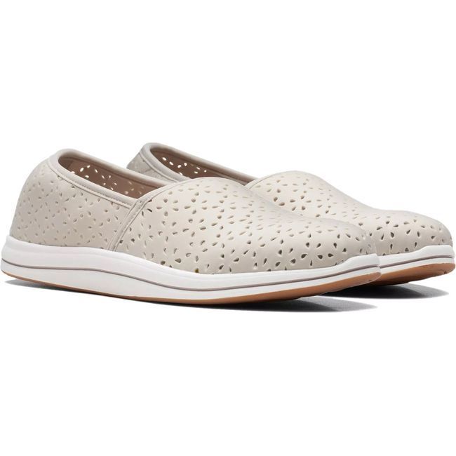 Clarks Women&#39;s Breeze Emily Slip On Shoe Light Taupe 26171369