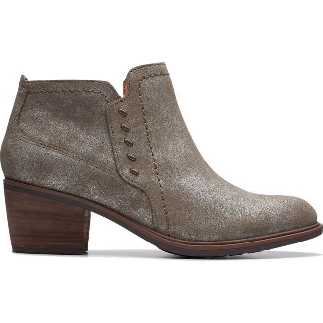 Clarks Women&#39;s Neva Lo Ankle Boot Taupe Metallic 26175259