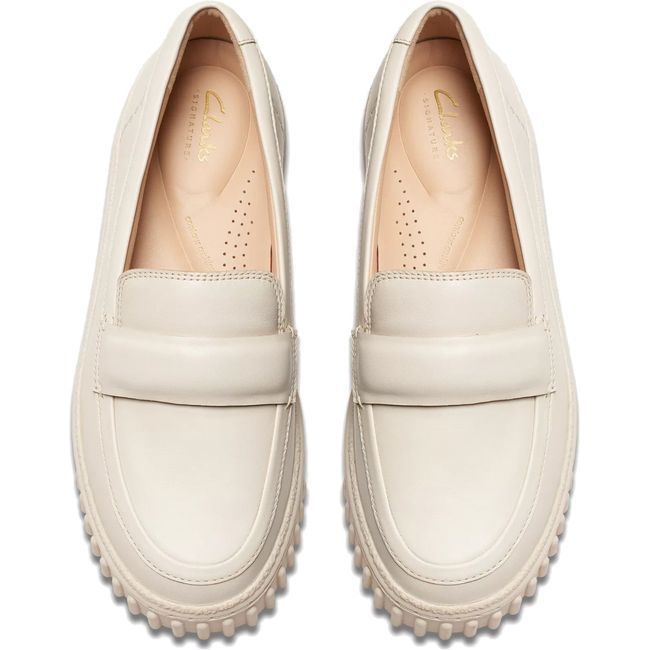Clarks Women&#39;s Mayhill Cove Loafer Cream Leather 26176434