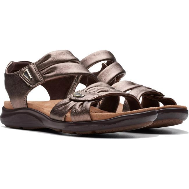 Clarks Women&#39;s Kitly Ave Sandal Bronze Leather 26177303