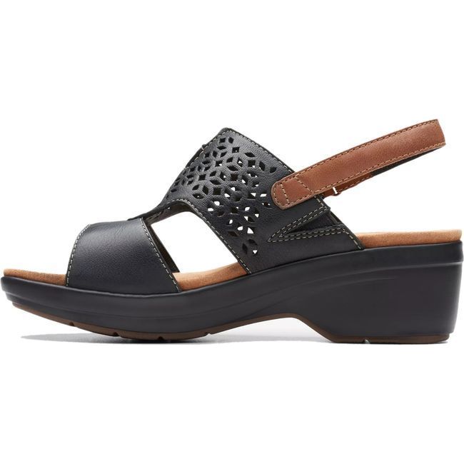 Clarks Women&#39;s Tuleah Sun Black Sandal 26177382