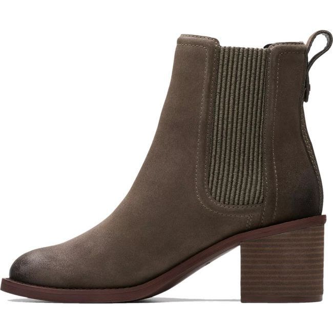 Clarks Women&#39;s Chamberly Top Boot 26179288 Mole Grey Suede