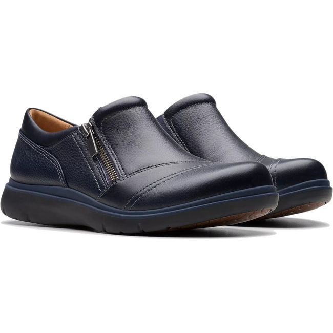 Clarks Women&#39;s Certina Pure Shoe Navy Leather 26179818