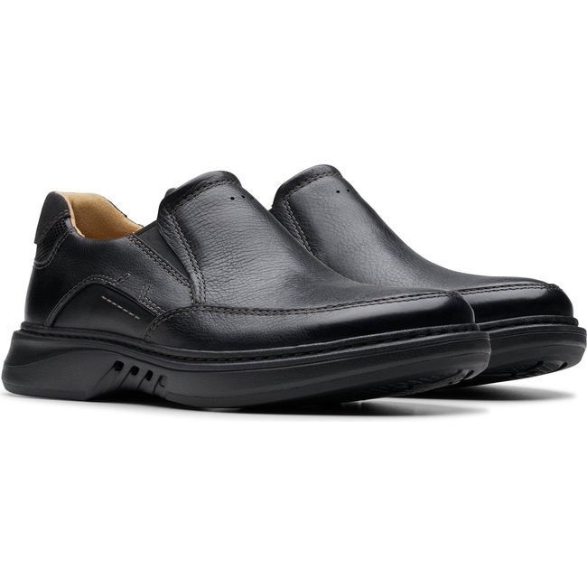 Pair of Men&#39;s Clarks Un Briley Step Slip On Shoes in Black Leather