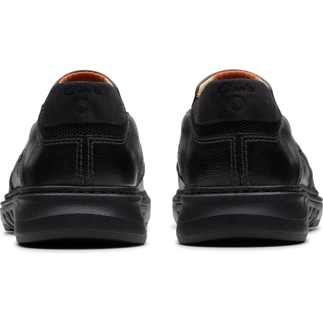 Heels of Men&#39;s Clarks Un Briley Step Slip On Shoes in Black Leather
