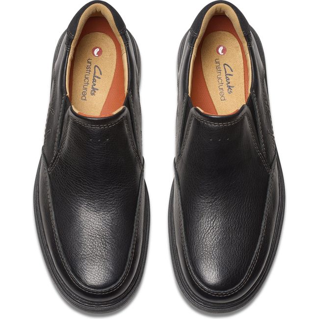 Top down view of Men&#39;s Clarks Un Briley Step Slip On Shoes in Black Leather