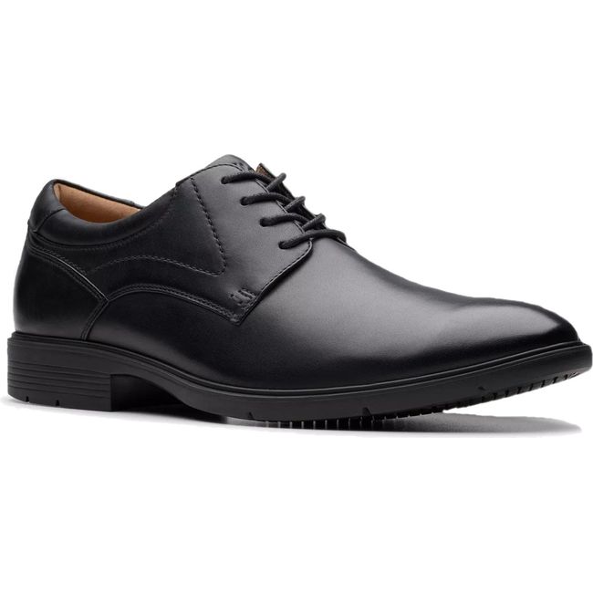 Front angled view of Men's Clarks Eldredge Plain lace up dress shoe in black leather