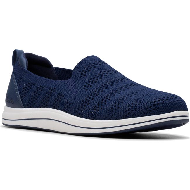 Front angled view of Women's Clarks Breezey Izzy Slip On Sneaker in Navy knit mesh