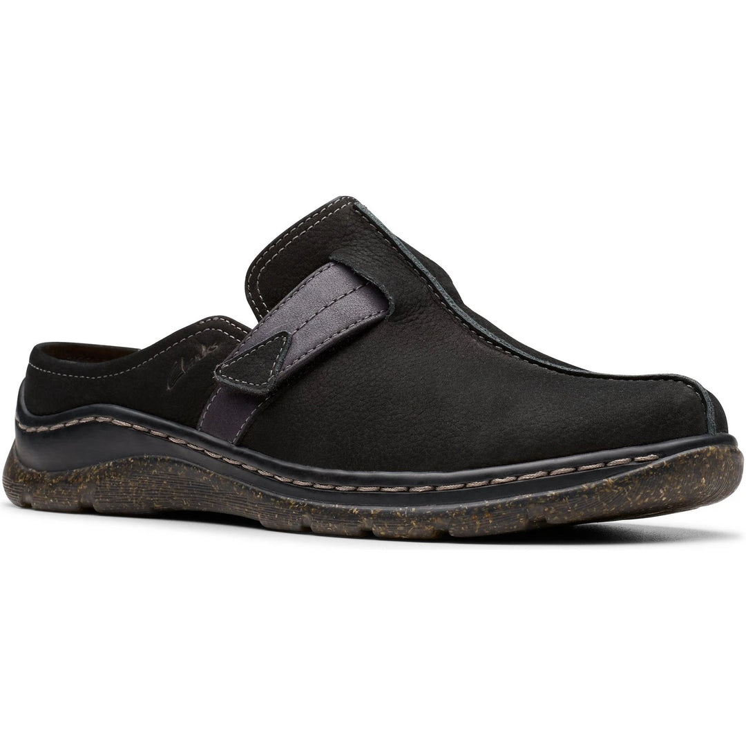 Front angled view of Women&