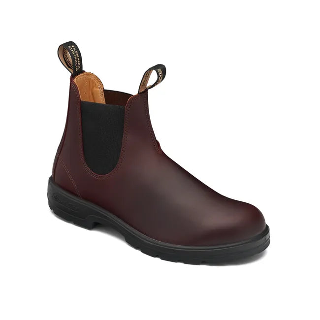 Front angled view of Unisex Blundstone 2130 Classic Chelsea Boot in auburn leather
