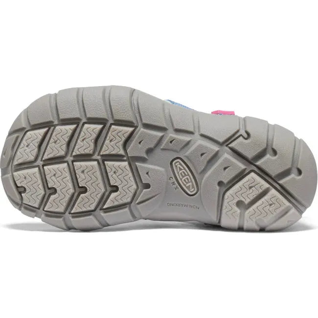 Sole of KEEN Little Kids Seacamp II CNX Sandal in Coronet Blue and Hot Pink