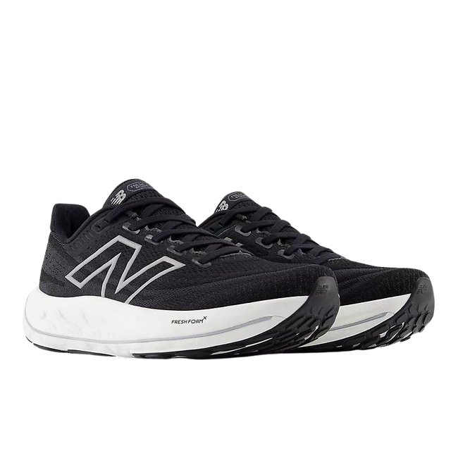 New Balance Women's Vongo V6 Running Shoe WVNGOLK6