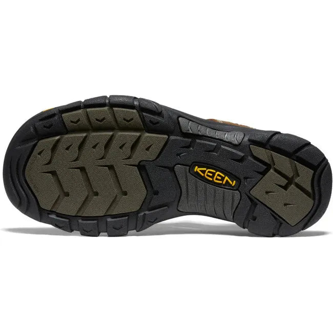 Sole of KEEN Men&#39;s Newport H2 Closed Toe Sandal in Bison brown leather upper