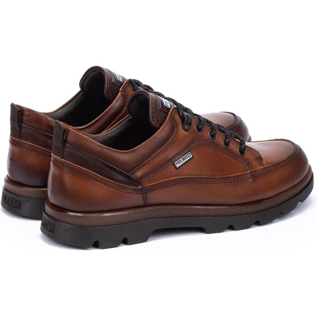 Back viewof a pair of Men's Pikolinos Vigo Shoe in Cuero brown leather