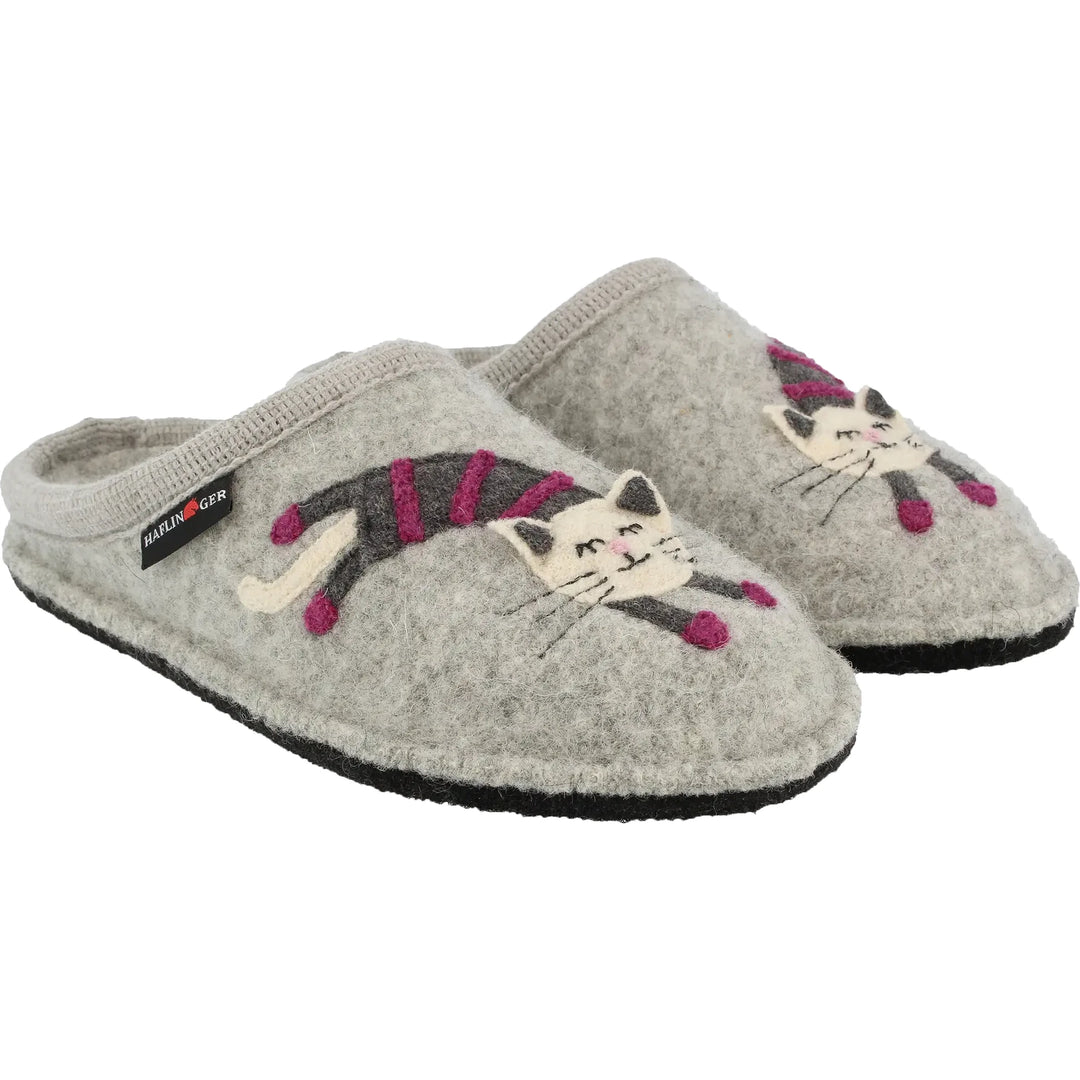 Haflinger Women’s Katze Slipper in Silver Grey, three-quarter view of pair