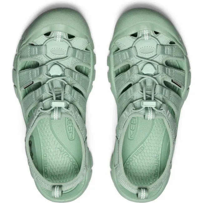 Top down view of Women&#39;s Keen Newport H2 Sandals in Monochrome Granite Green
