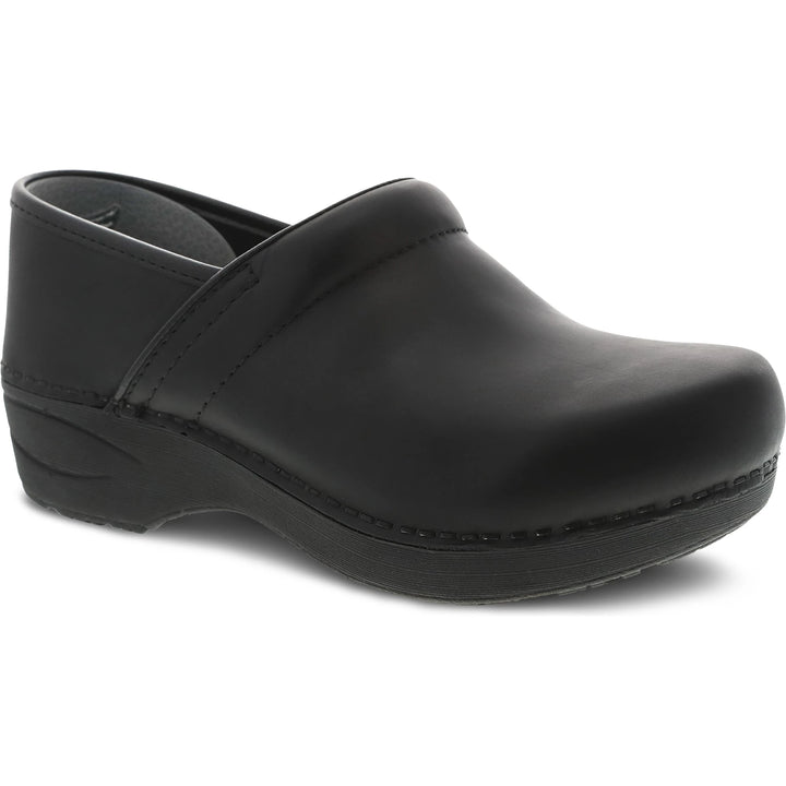 Front angled view of Women&