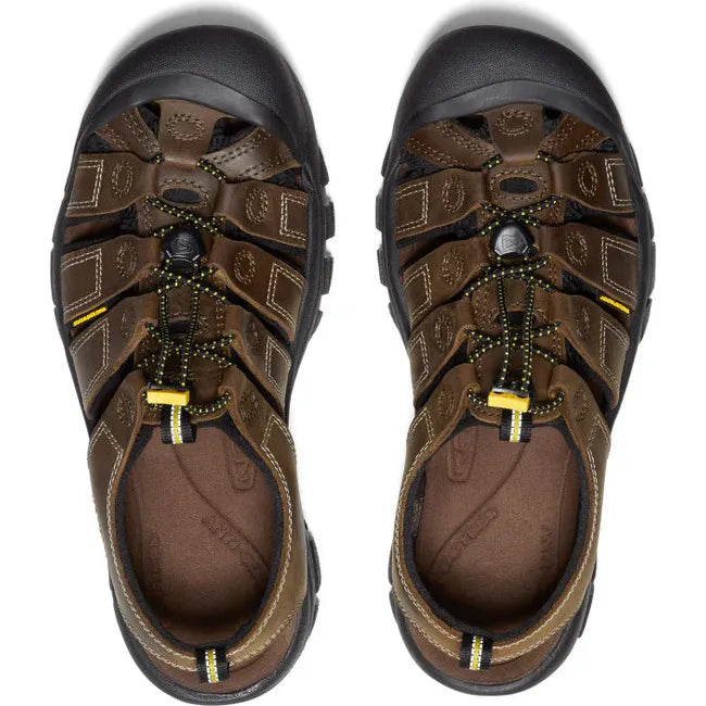 Upper of KEEN Men&#39;s Newport H2 Closed Toe Sandal in Bison brown leather