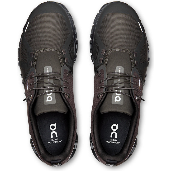 Top down view of On Running Men&