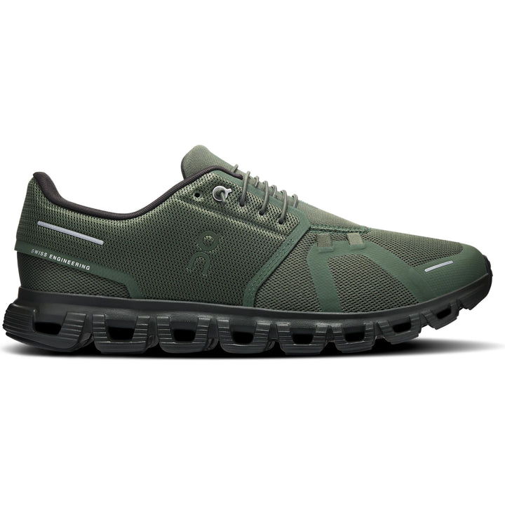 Lateral side of On Running Men&