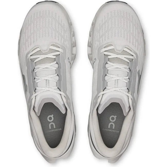 Top down view of On Running Men&