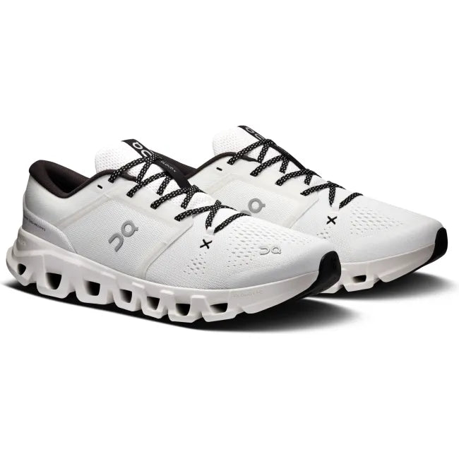 Pair of On Running Men&