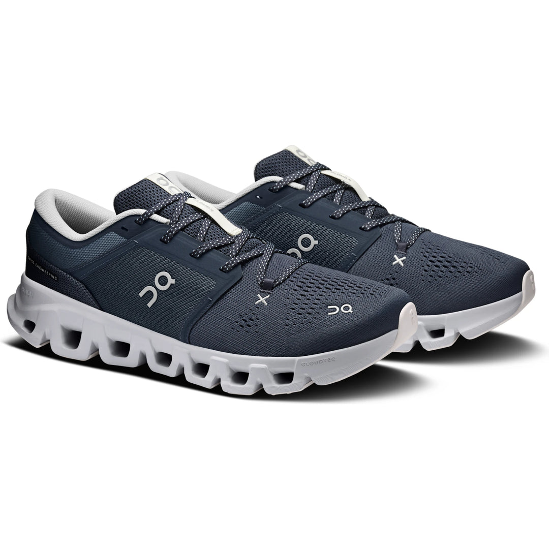 Pair of On Running Men&