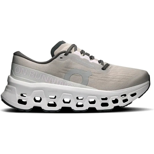 Lateral side of On Running Women&