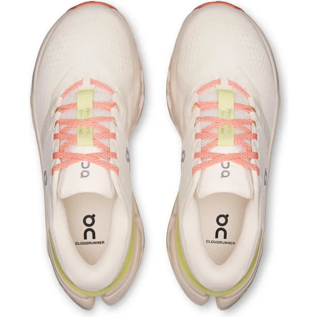 Top down view of On Running Women&