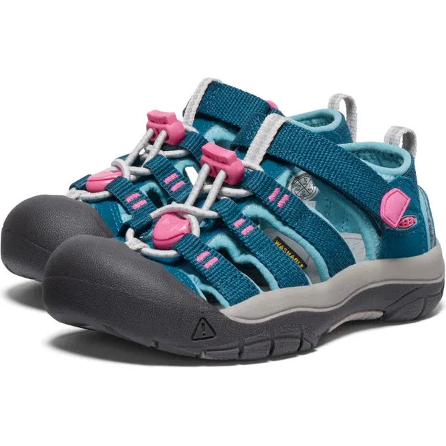 Pair of KEEN Little Kids Newport H2 Closed Toe Sandal in Legion Blue and Hot Pink
