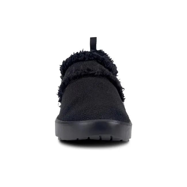 Front of Women's OOFOS OOcoozie Low Shoe in all black
