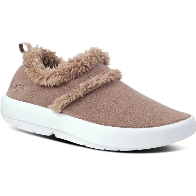 OOFOS Women's Oocoozie Low Shoe