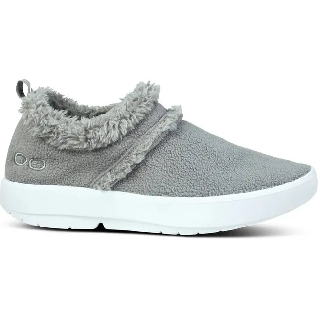 Lateral side of Women's OOFOS OOcoozie Low Shoe in slate gray with white sole