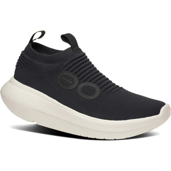 Front angled view of Men's OOfos OOmy Zen Sneaker in Black and Chalk white