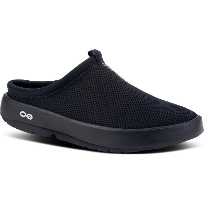 Front angled view of Women&