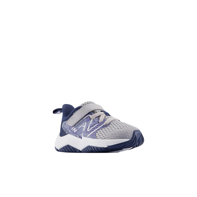 Front angled view of velcro New Balance Toddler Rave Run V2 Shoe Grey &amp; NB Navy