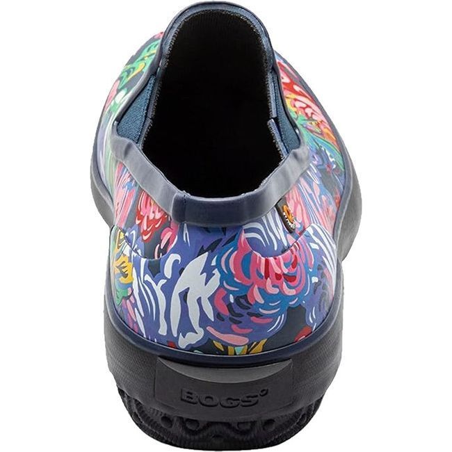 Bogs Women&#39;s Patch Slip On Garden Shoe Rose Multi 72972-694