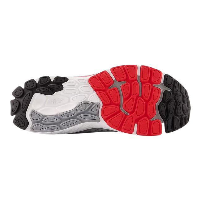 Bottom view of New Balance Men's 860 V13 Running Shoe M860S13