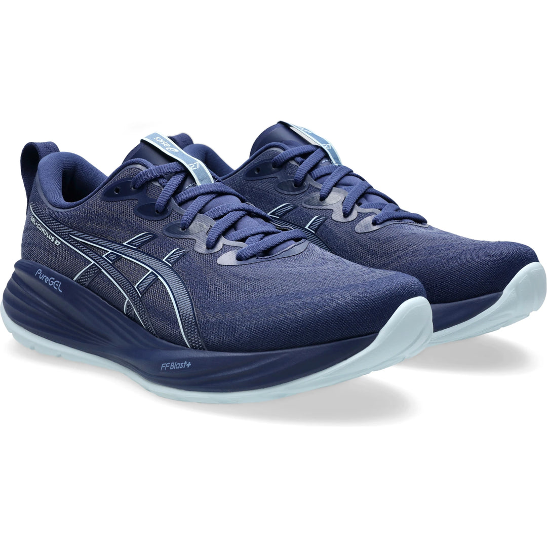 Front angle of ASICS Men&